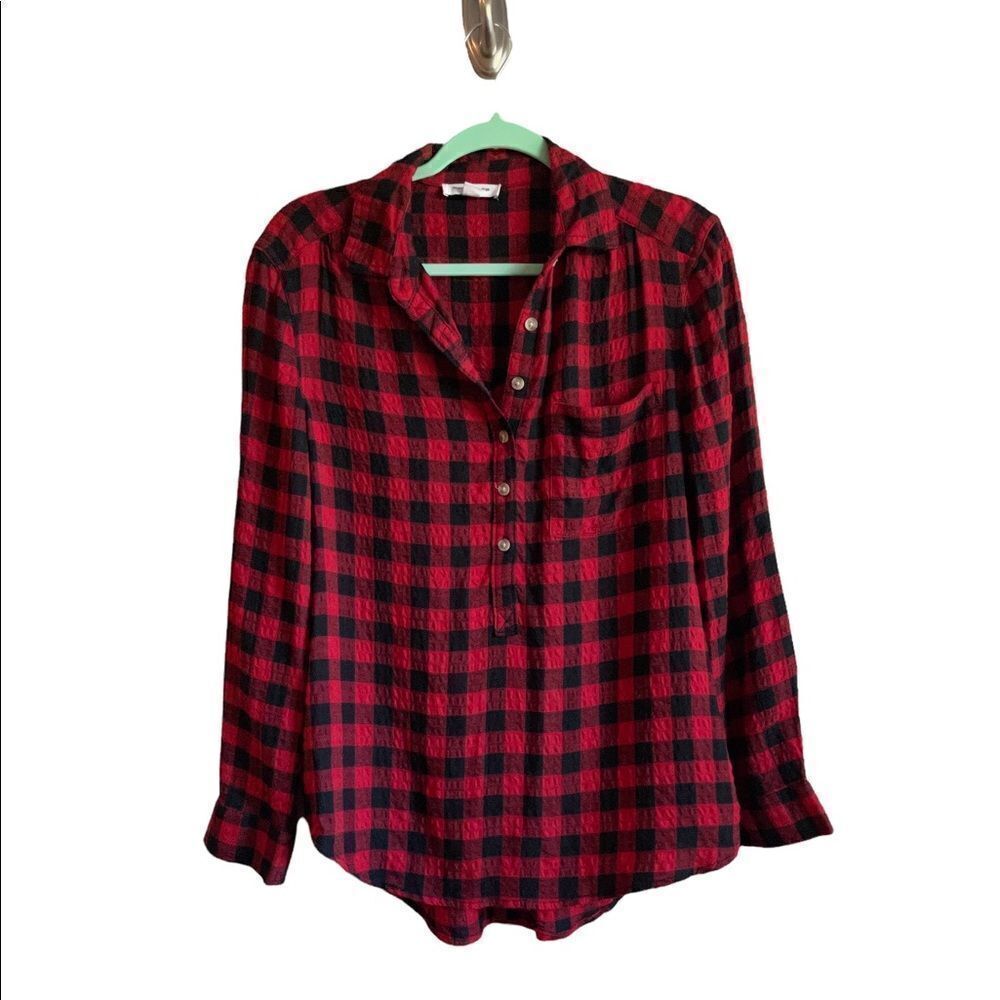 Beachlunchlounge red black plaid collar shirt women’s sz M